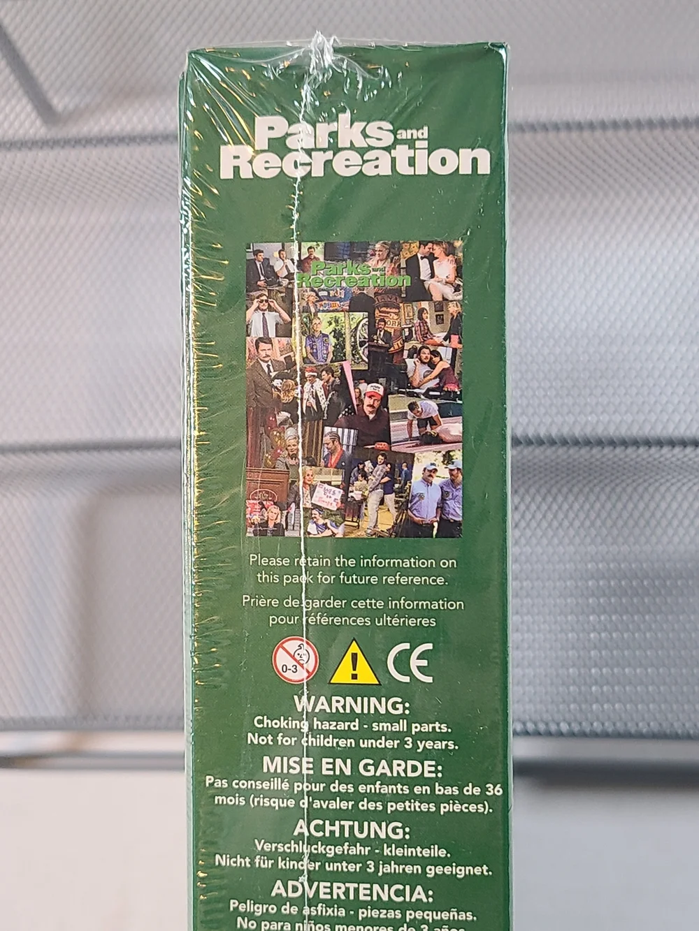 Parks and Recreation 500-Piece Jigsaw Puzzle Sealed- Green 14 In X 19 In